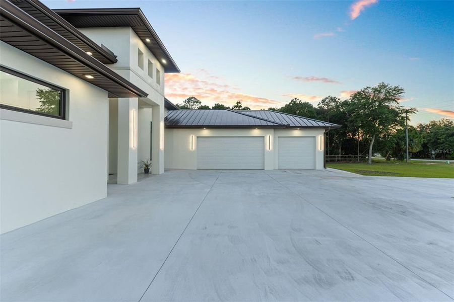 Exterior details and patio area of a home in , Palm Bay (Image 33). Exterior details and patio area of a home in , Palm Bay (Image 33).