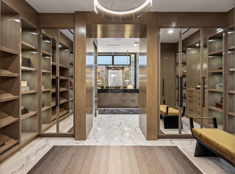 mls_WALK_IN_CLOSET_TO_BATH mls_WALK_IN_CLOSET_TO_BATH