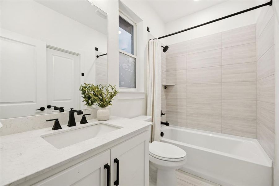 Furnished interior view inside a new home in Edgestone at Legacy, Frisco (Image 10).