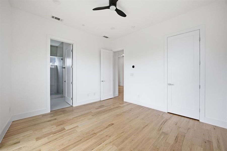 Spacious, unfurnished interior of a new home in , Dallas (Image 21). Spacious, unfurnished interior of a new home in , Dallas (Image 21).
