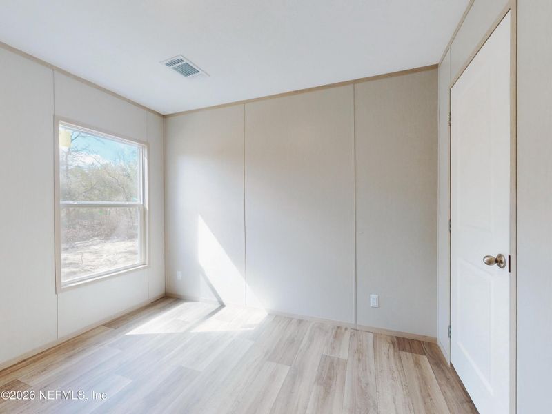Spacious, unfurnished interior of a new home in , Keystone Heights (Image 54).