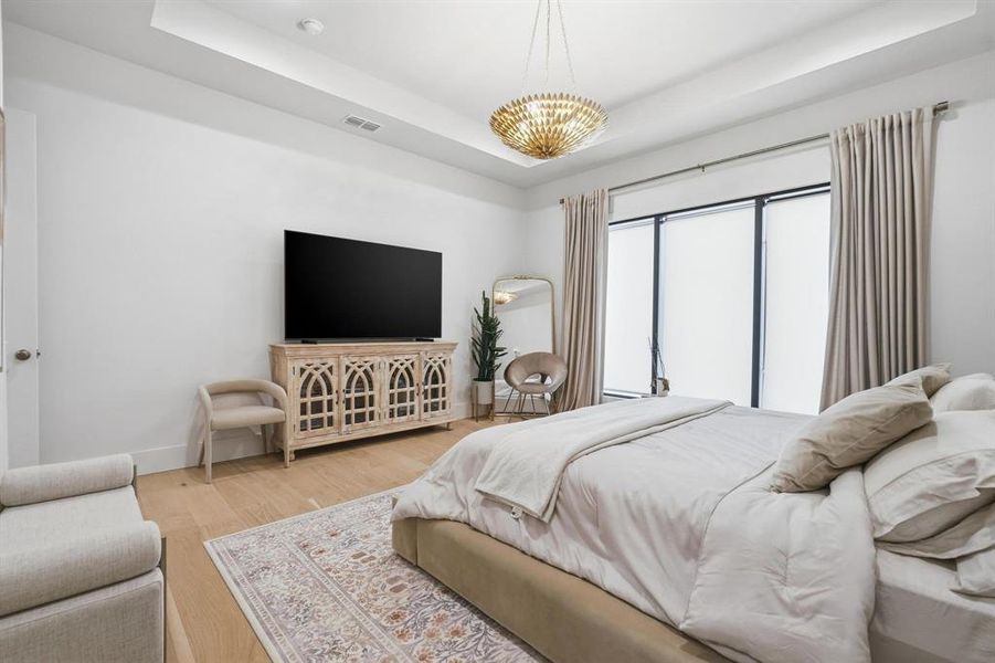 Furnished interior view inside a new home in , Abilene (Image 37).
