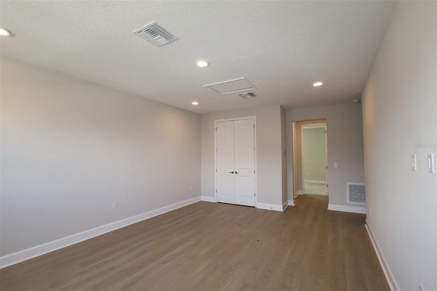 Spacious, unfurnished interior of a new home in Willow Run, Apopka (Image 12). Spacious, unfurnished interior of a new home in Willow Run, Apopka (Image 12).