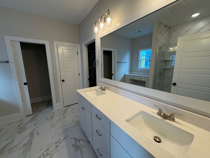 Furnished interior view inside a new home in Riverside Cove, Wilmington (Image 11).