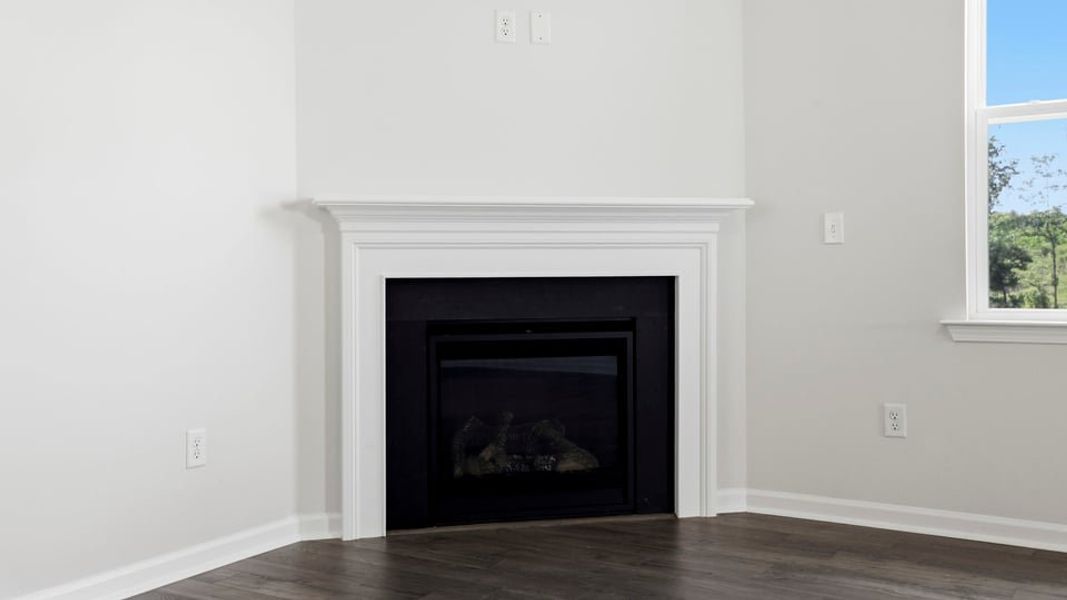 Spacious, unfurnished interior of a new home in Hunters Ridge, Woodruff (Image 24).