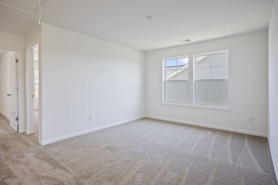 Spacious, unfurnished interior of a new home in Providence Station at Trolley Run, Aiken (Image 27).