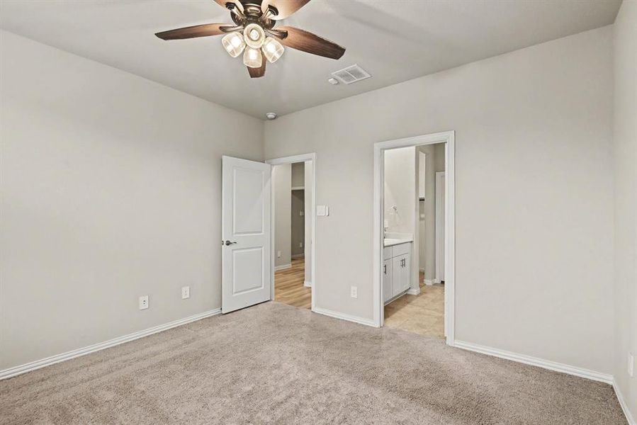 Spacious, unfurnished interior of a new home in Palmilla Springs - Classic Series, Fort Worth (Image 22).