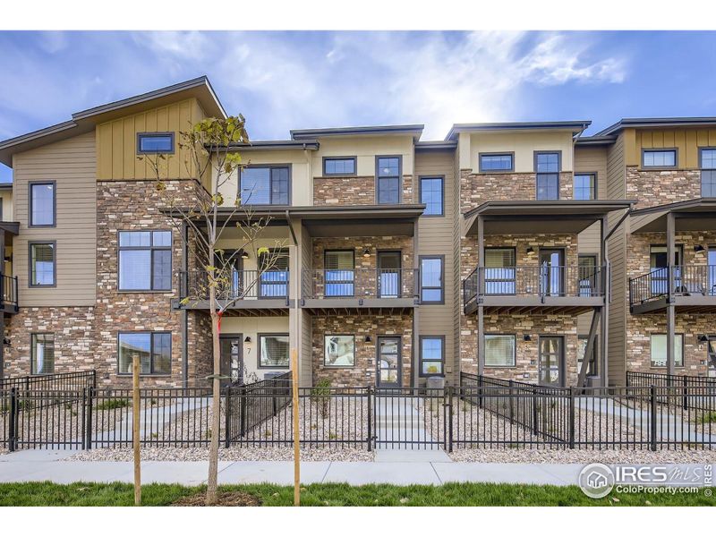 Captivating Modern Exterior