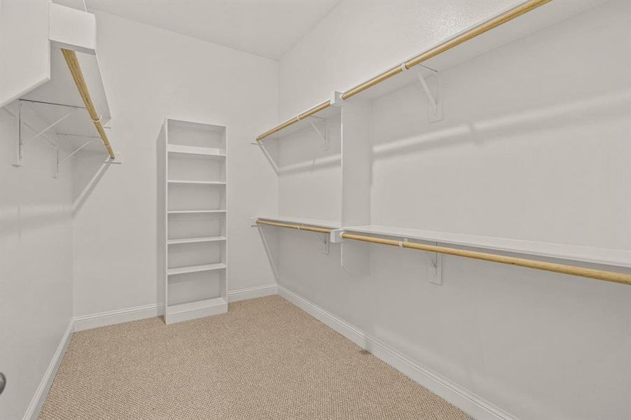 Spacious, unfurnished interior of a new home in The Bluffs at Parks of Aledo, Aledo (Image 21).