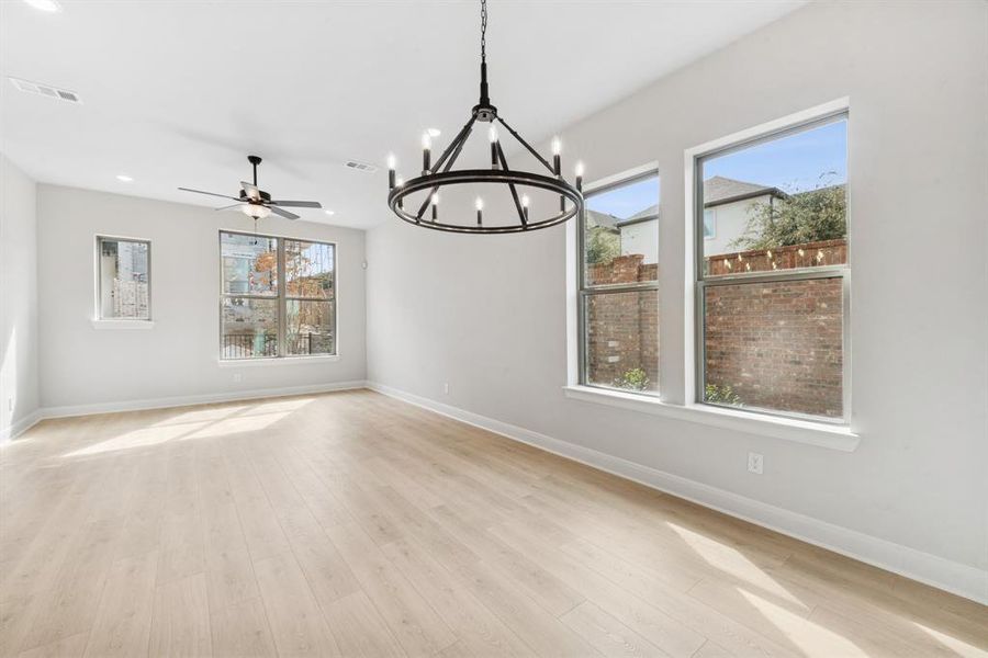 Spacious, unfurnished interior of a new home in Hillside at Las Colinas, Irving (Image 28). Spacious, unfurnished interior of a new home in Hillside at Las Colinas, Irving (Image 28).