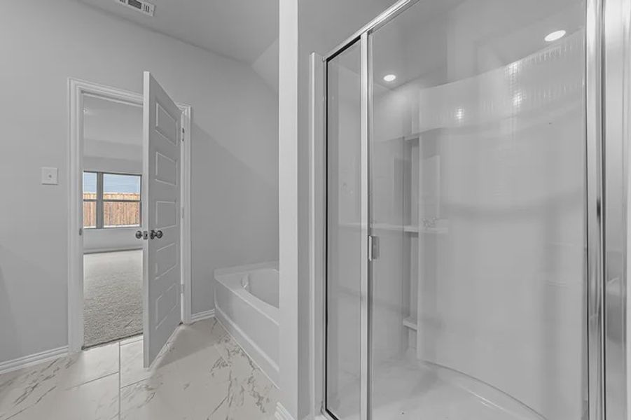 Furnished interior view inside a new home in Rolling Ridge, Van Alstyne (Image 11).