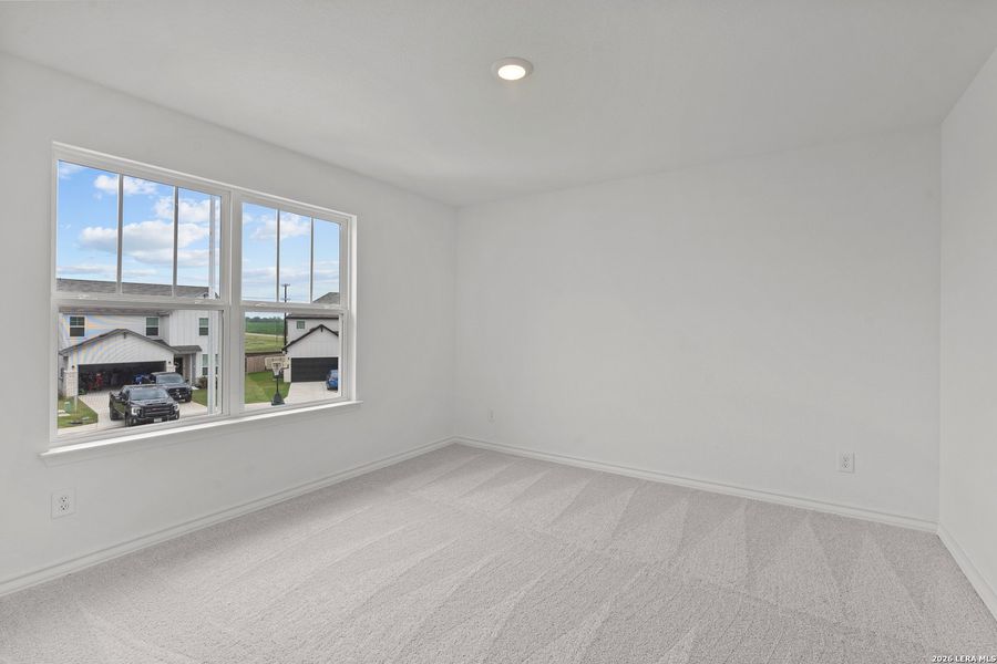 Spacious, unfurnished interior of a new home in Vista Real, Converse (Image 25).