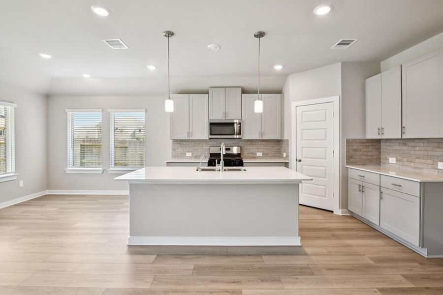 Photo is not of the actual home but is an inspirational photo of builder’s model home and may depict options, furnishings, and/or decorator features that are not included.