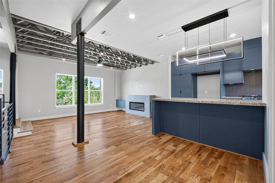 Spacious, unfurnished interior of a new home in , Houston (Image 21).