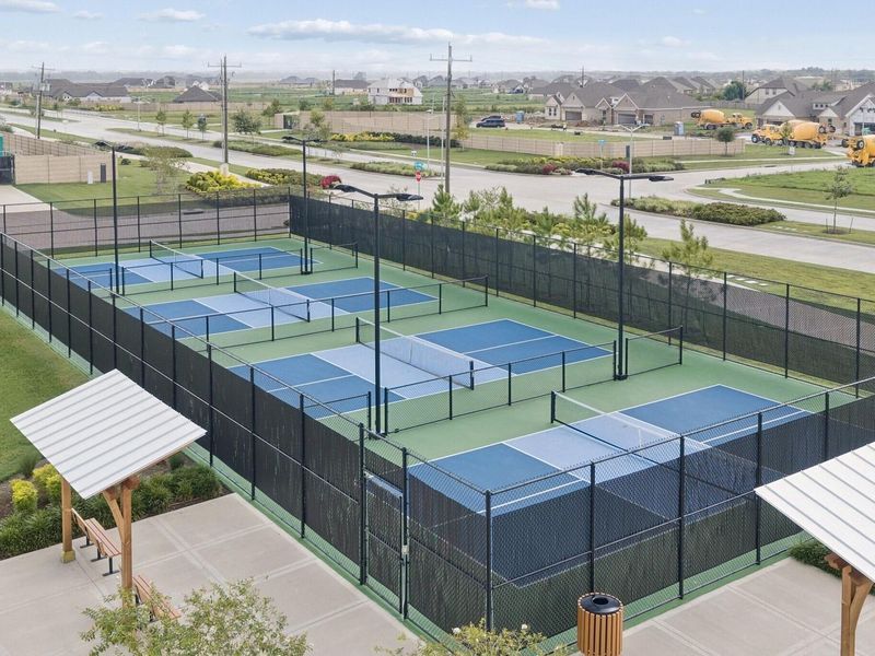 Community amenities in River Ranch Meadows, Dayton (Image 17).