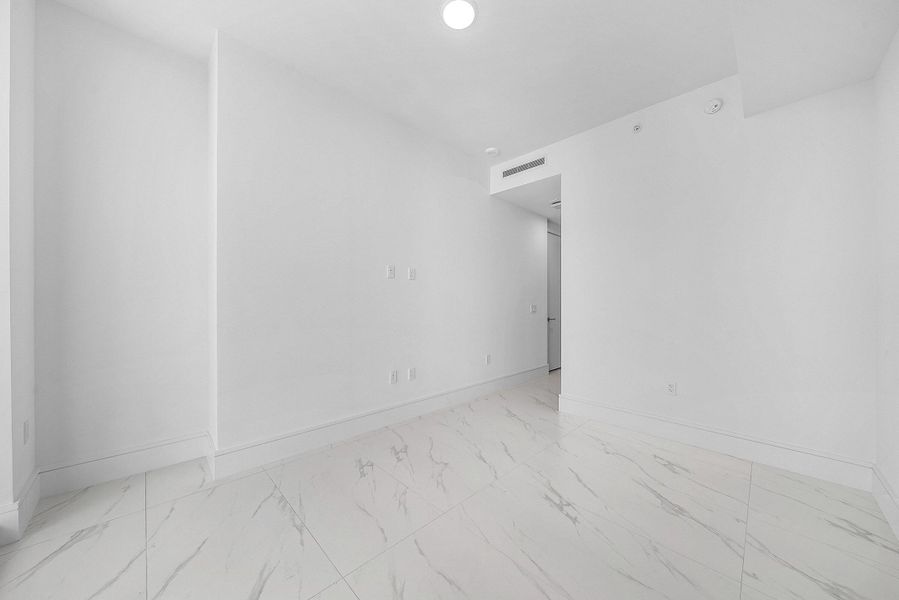 PRIMARY ENSUITE PRIMARY ENSUITE