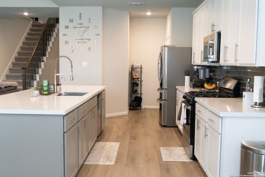 Furnished interior view inside a new home in Rhine Valley, Schertz (Image 25).