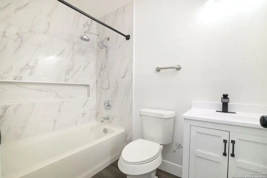 Furnished interior view inside a new home in , Atascosa (Image 6). Furnished interior view inside a new home in , Atascosa (Image 6).