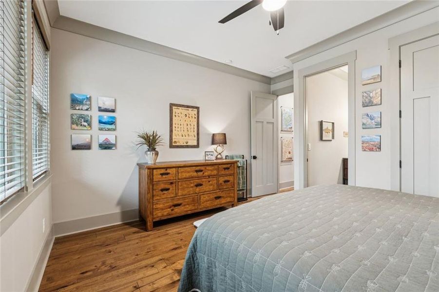 Furnished interior view inside a new home in , Dahlonega (Image 33).