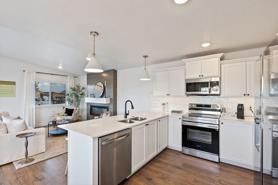 Furnished interior view inside a new home in Feather Ridge, Redmond (Image 15).