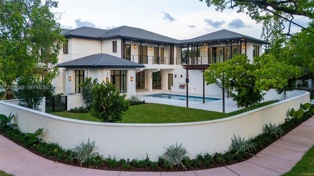 Community amenities in , Coral Gables (Image 47).