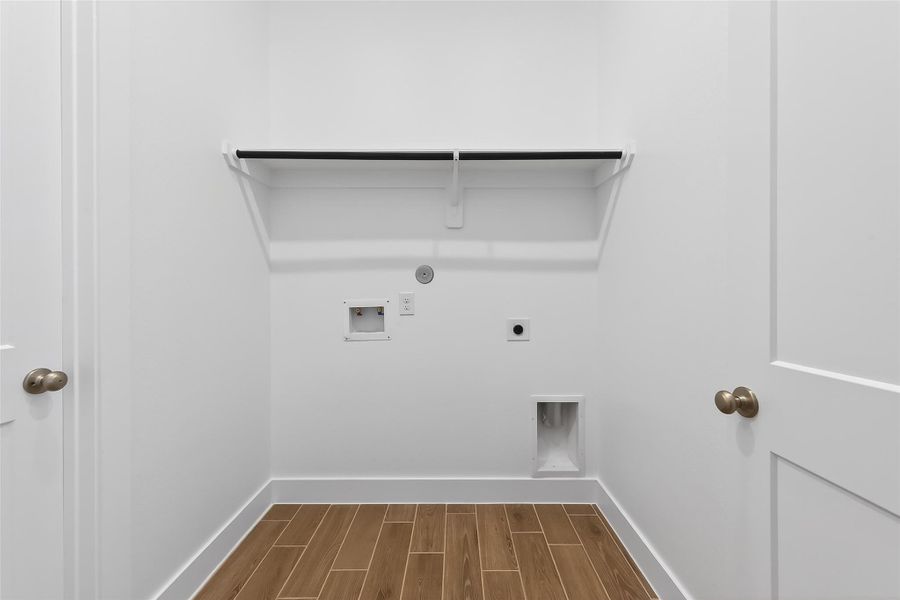 Spacious, unfurnished interior of a new home in Jubilee, Hockley (Image 25).