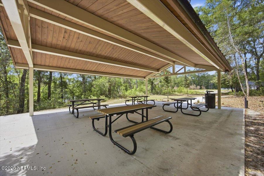 Community amenities in , Middleburg (Image 30).