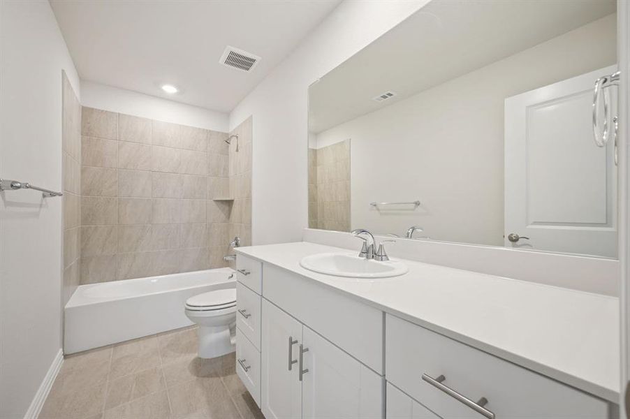 Photo is not of the actual home, but is an inspirational photo of builder’s model home and may depict options, furnishings, and/or decorator features that are not included. Photo is not of the actual home, but is an inspirational photo of builder’s model home and may depict options, furnishings, and/or decorator features that are not included.