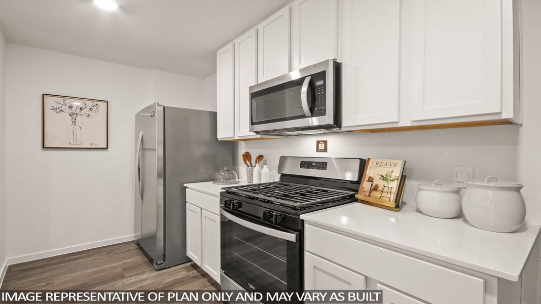 Furnished interior view inside a new home in Lexington Heights, Willis (Image 11).