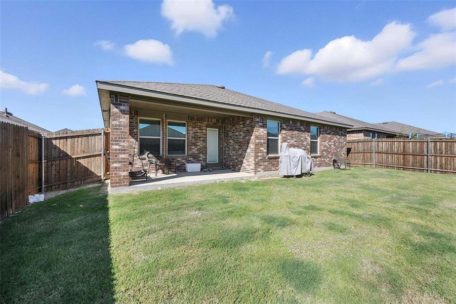 Front exterior of a new home in , Sherman, TX, highlighting curb appeal (Image 21).