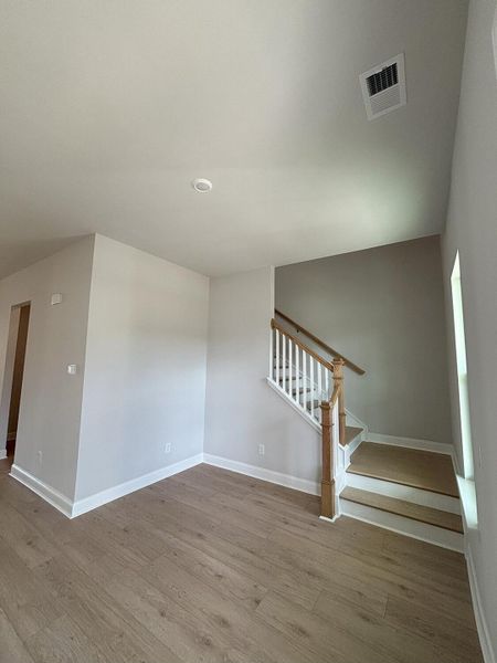 Spacious, unfurnished interior of a new home in Sweetgrass at Summers Corner, Summerville (Image 22).