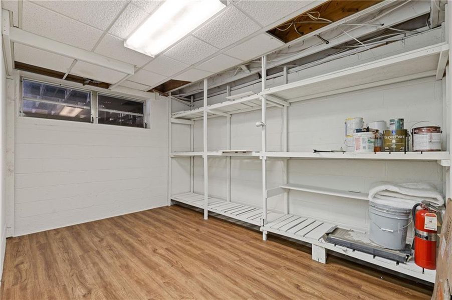 Spacious, unfurnished interior of a new home in , Marietta (Image 45).