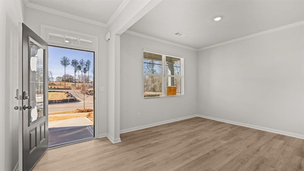 Spacious, unfurnished interior of a new home in Braselton Village, Braselton (Image 12).