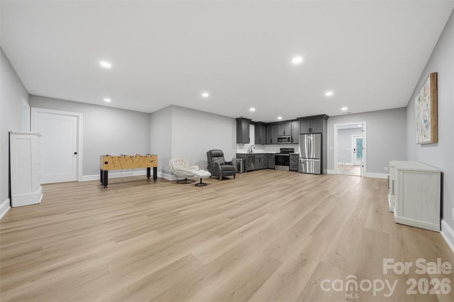 Image 42 of a home in .