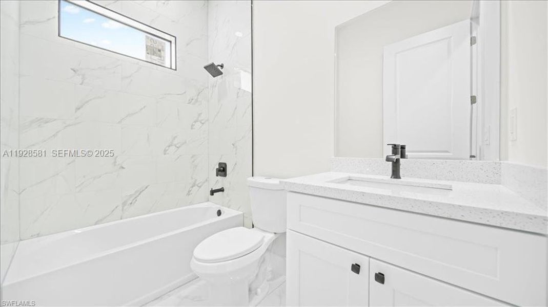 Furnished interior view inside a new home in , Lehigh Acres (Image 8).