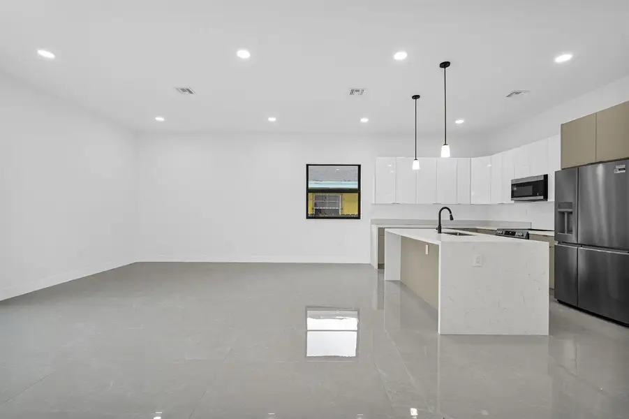 2-web-or-mls-DSC00024 2-web-or-mls-DSC00024