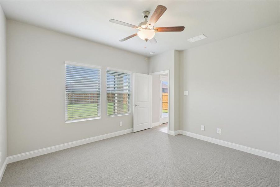 Photo is not of the actual home, but is an inspirational photo of builder’s model home and may depict options, furnishings, and/or decorator features that are not included. Photo is not of the actual home, but is an inspirational photo of builder’s model home and may depict options, furnishings, and/or decorator features that are not included.