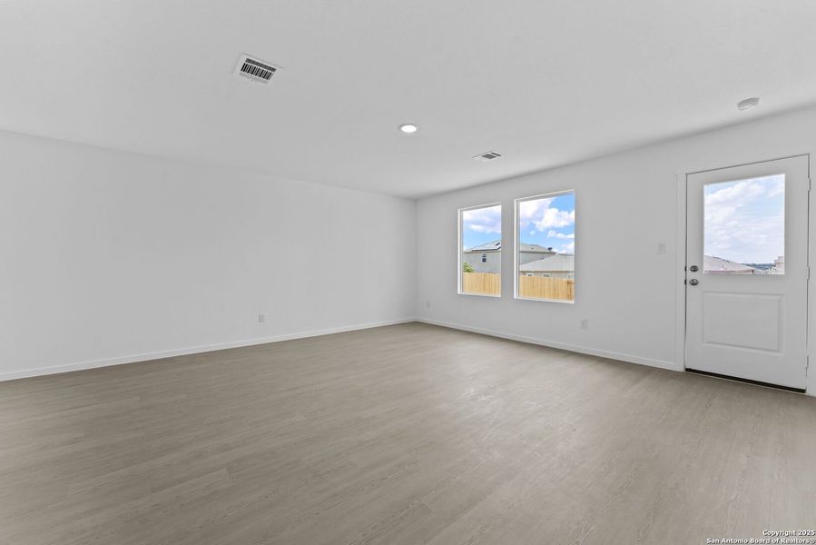 Spacious, unfurnished interior of a new home in , New Braunfels (Image 7). Spacious, unfurnished interior of a new home in , New Braunfels (Image 7).