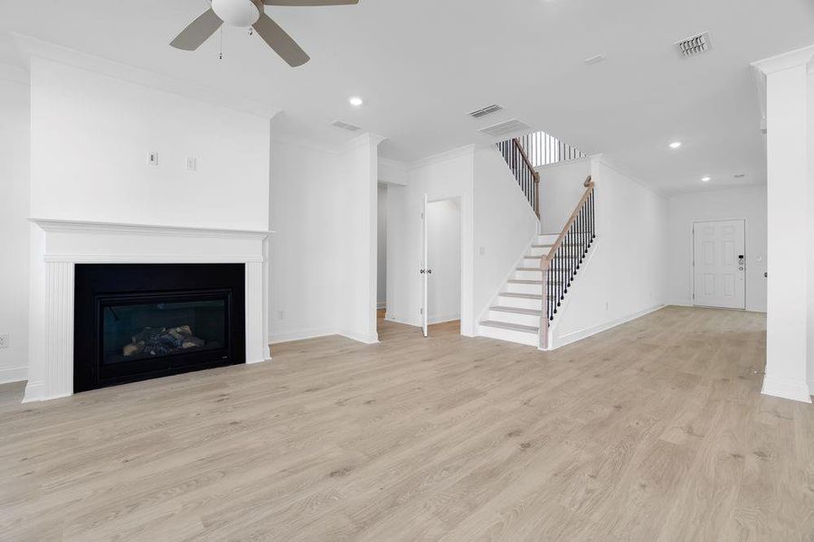 Image 40 of a home in Oakmead. Image 40 of a home in Oakmead.