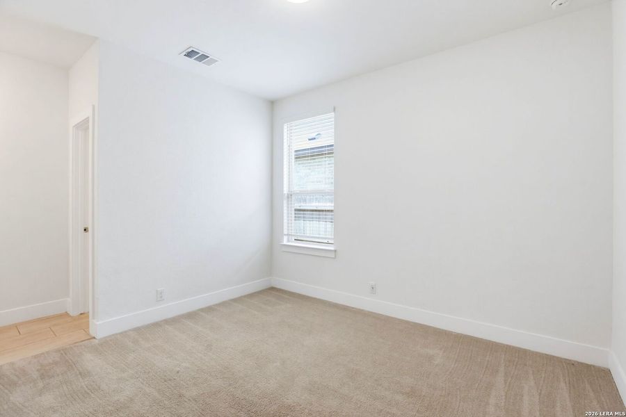 Spacious, unfurnished interior of a new home in Alsatian Oaks, Castroville (Image 24).