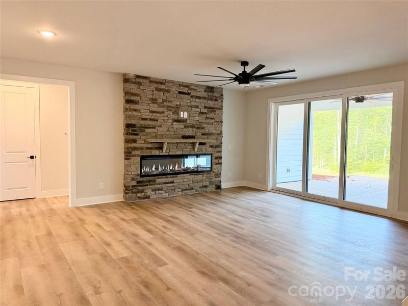 Spacious, unfurnished interior of a new home in , Mount Ulla (Image 13).