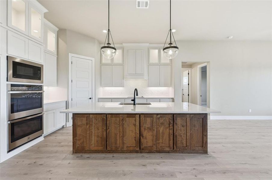 Furnished interior view inside a new home in Coyote Crossing, Godley (Image 14).