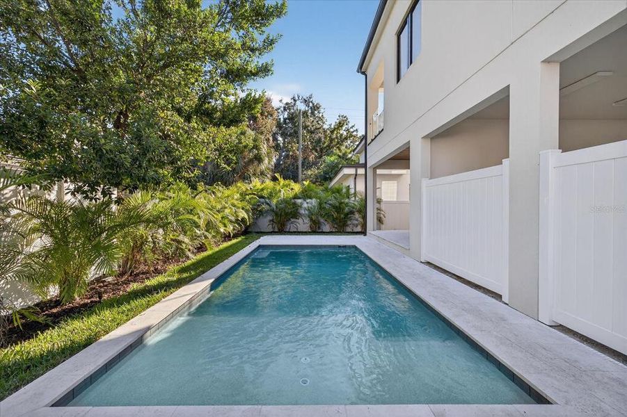 Exterior details and patio area of a home in , Tampa (Image 31).