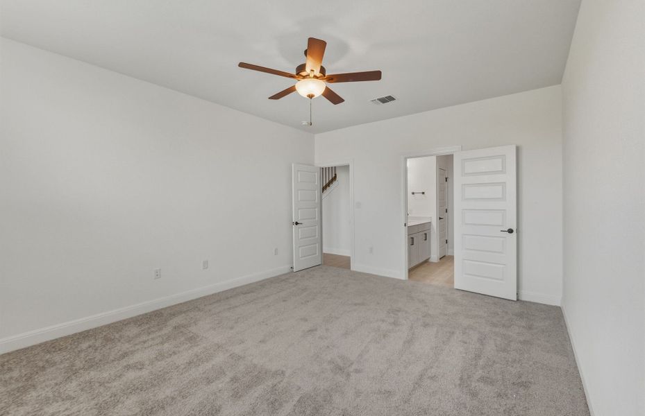 Spacious, unfurnished interior of a new home in Lagos, Manor (Image 49).