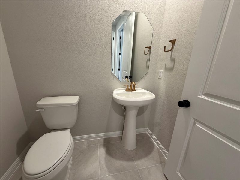Furnished interior view inside a new home in Cannon Ranch 40s, Dripping Springs (Image 11).