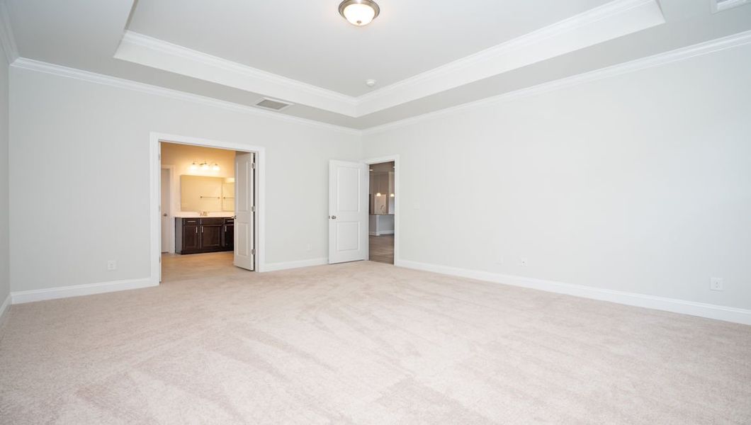Representative unfurnished interior of a home built from the CUMBERLAND by D.R. Horton in Waterbridge, Myrtle Beach (Image 23).