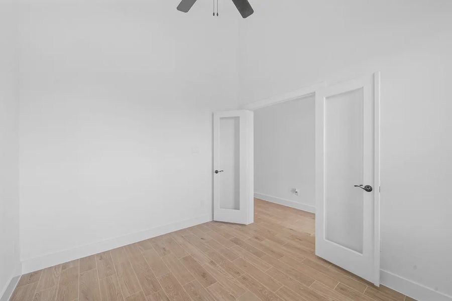 Spacious, unfurnished interior of a new home in Wildrye 45', Waller (Image 23). Spacious, unfurnished interior of a new home in Wildrye 45', Waller (Image 23).