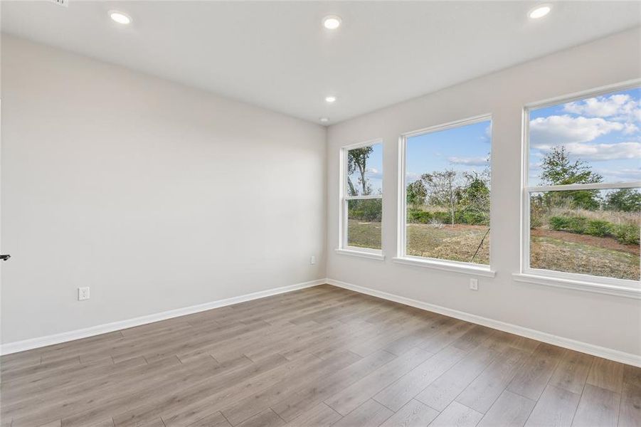 Spacious, unfurnished interior of a new home in John’s Lake North, Clermont (Image 18).