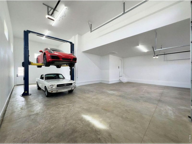 Spacious, unfurnished interior of a new home in , Severance (Image 25). Spacious, unfurnished interior of a new home in , Severance (Image 25).