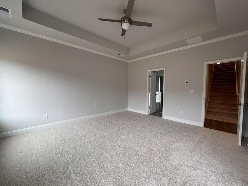 Spacious, unfurnished interior of a new home in , Homer (Image 10).